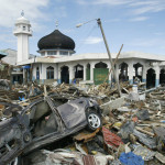 Thousands of people gathered in the Grand Mosque in Aceh tsunami waves 30 feet was established in