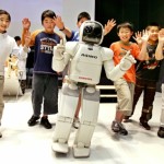 Now Japanese childrens will learn English from robots