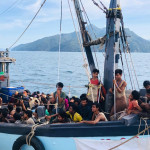 Bangladesh blocks Rohingya Muslims from migrating from Myanmar