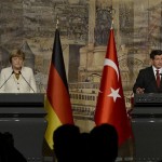 German Chancellor Angela Merkel and Turkish Prime Minister Ahmet Davutoğlu between met in Istanbul