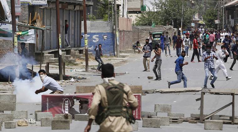 In parts of Srinagar, security forces clashed between the protests and the curfew removable again today