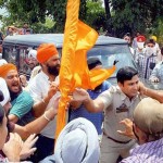 Faridkot Sikh clashes between the police and resulted in at least 4 people were killed and over 100 injured