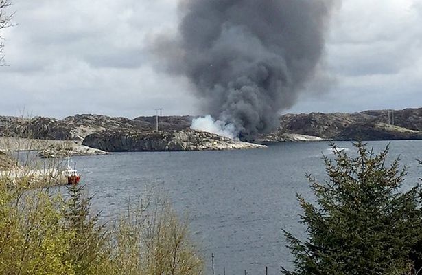 Helicopter crashes in Norway, killing 11 passengers  