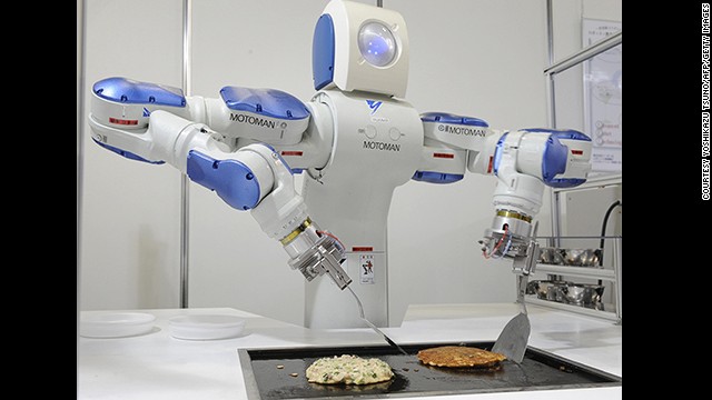 Pancake master cooks usually make the pancake , but now robots will replace them